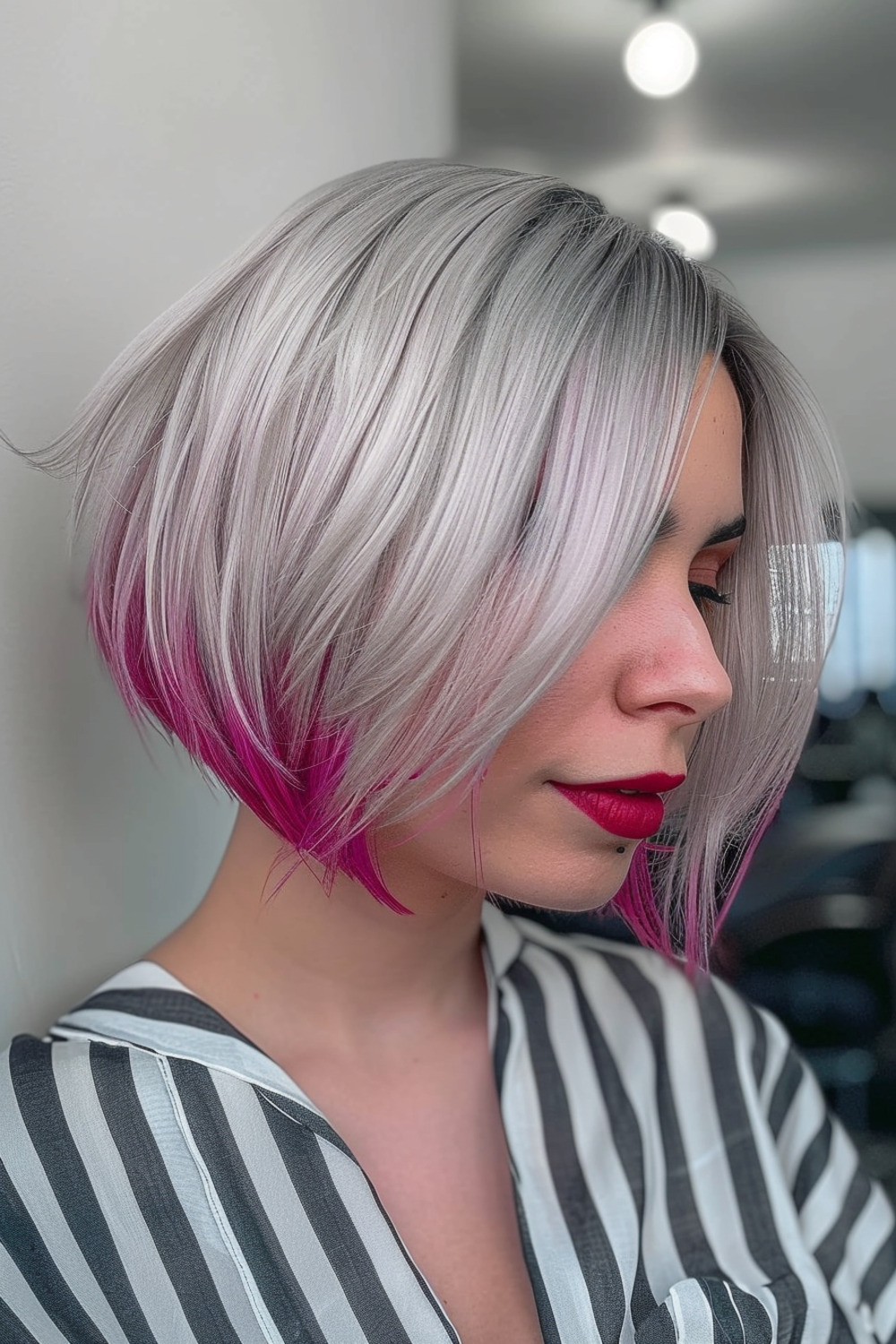 Layered bob with underlights