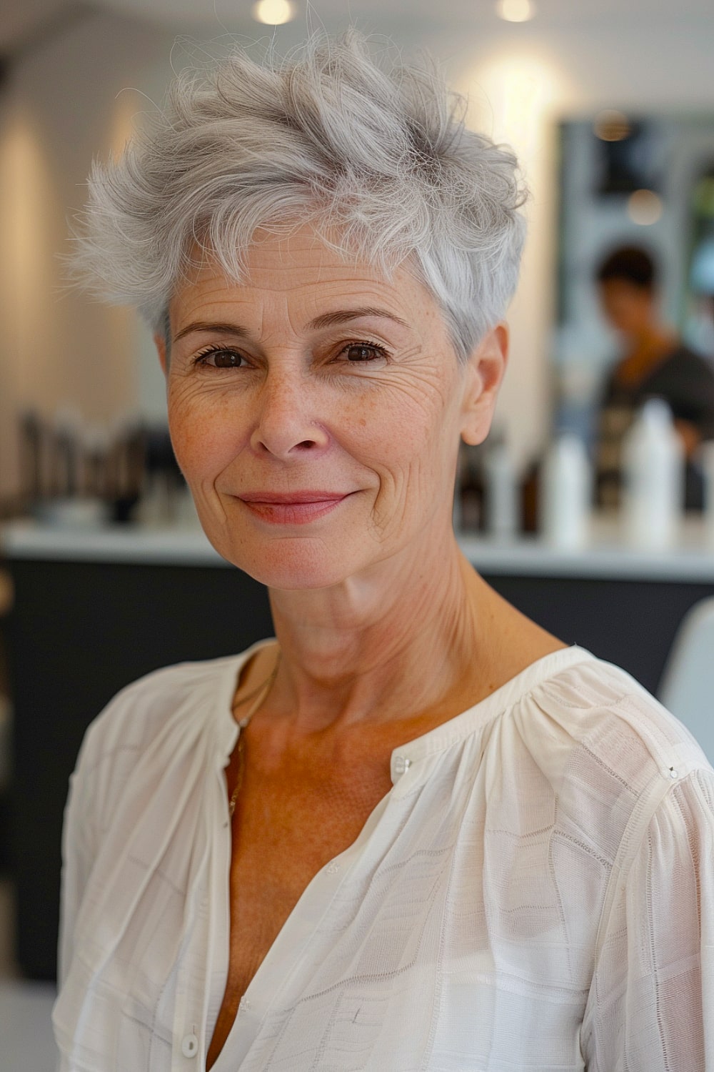 Short textured hairstyle