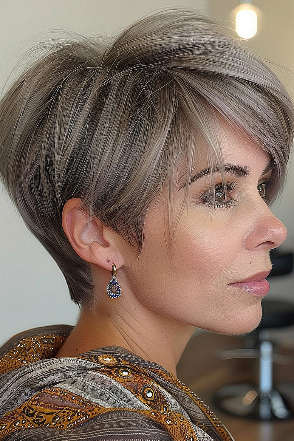 Smoky quartz lixie with slick layers